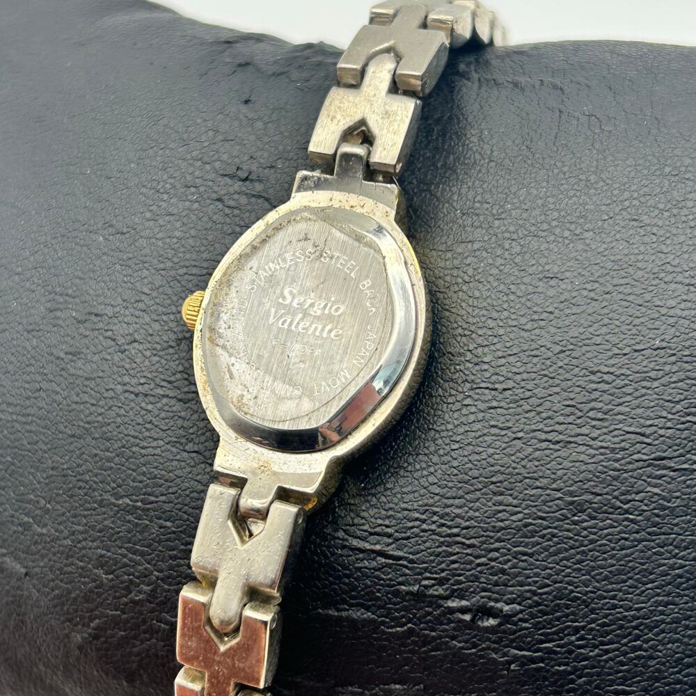 Vintage Sergio Valente Gold Silver Women’s Watch Working New Battery - Picture 4 of 7